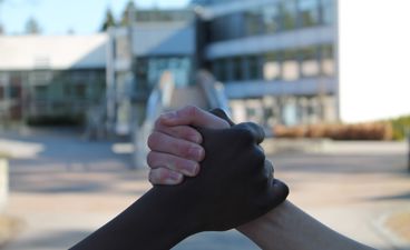 Hauekto hand